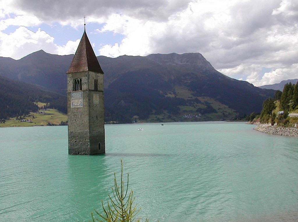 10 Natural Wonders in Northern Italy